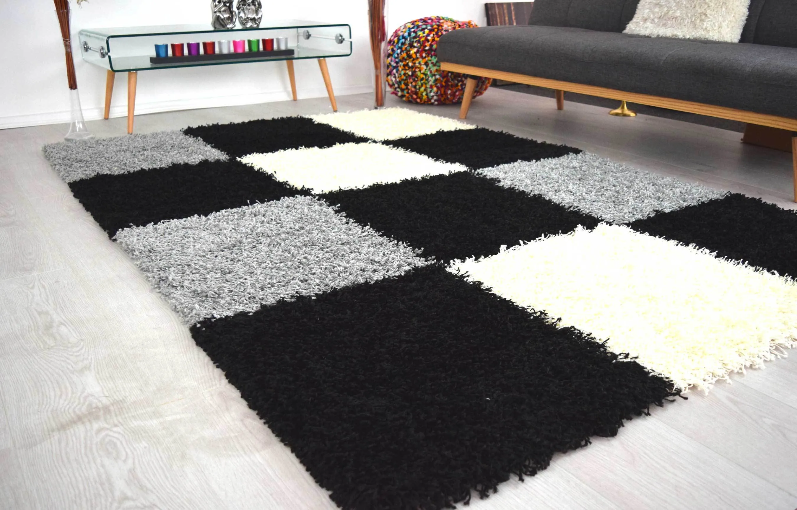 Black & Grey Checked Thick Shaggy Rug - California