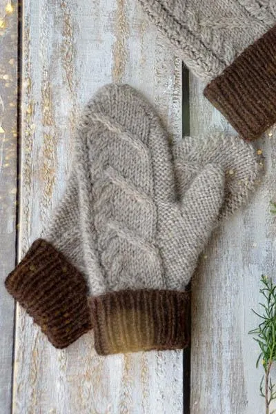 Nutmeg Hat and Mitten Set