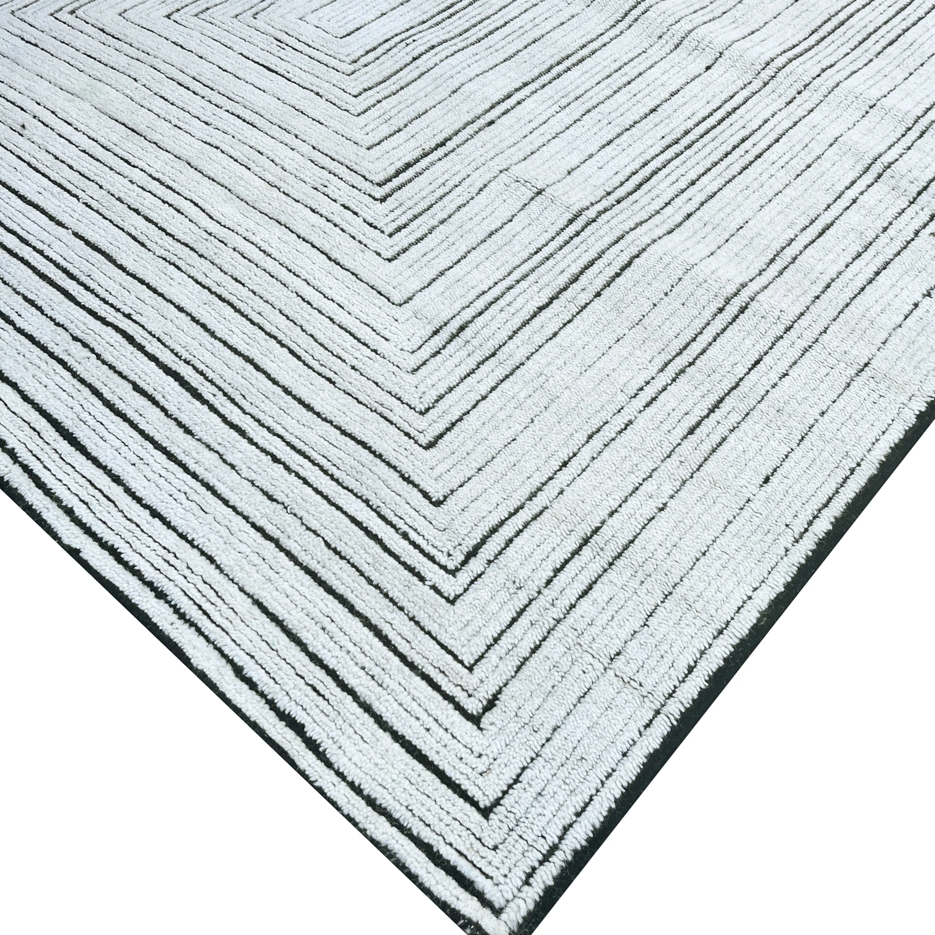 White Contemporary Wool Rug - 6'3" x 8'10"